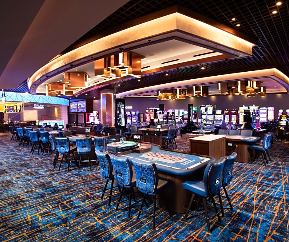 The STRAT Hotel, Casino & Tower