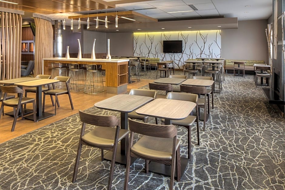 SpringHill Suites by Marriott Anchorage University Lake