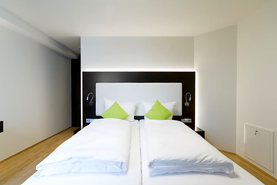 sevenDays Hotel BoardingHouse Mannheim