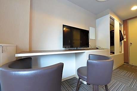 Economy Twin Room - Non-Smoking - Main Building