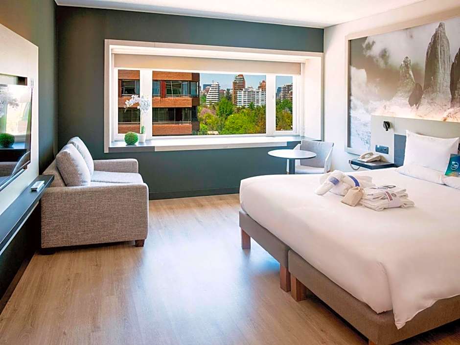 Novotel Santiago Vitacura