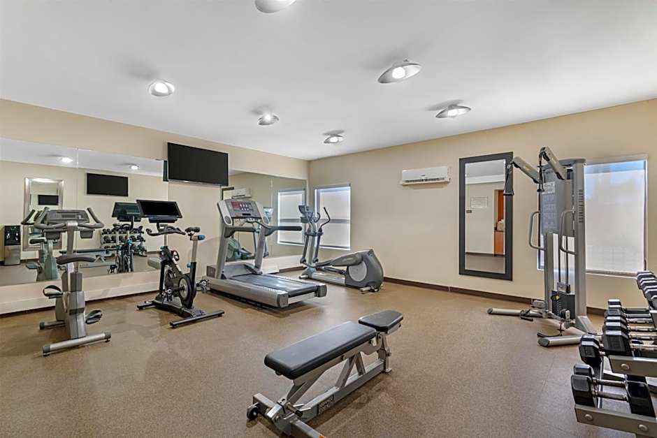 Best Western Plus Fresno Airport Hotel