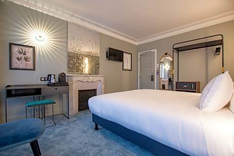 Triple Deluxe Room