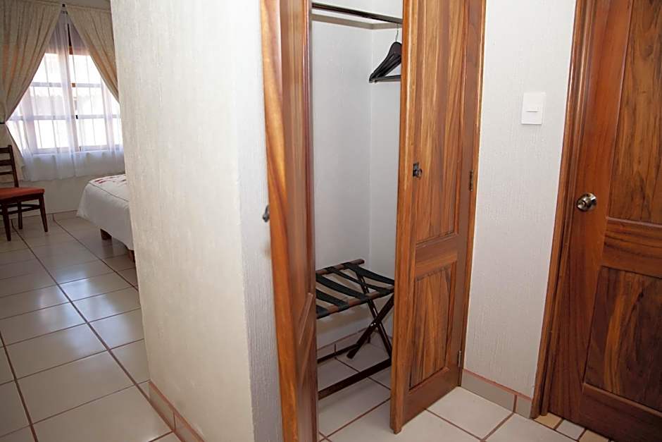 Encanto de la Sierra Hotel