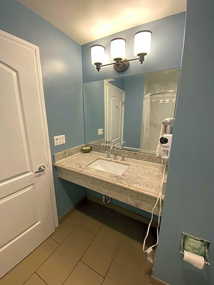 Ocean Surf Inn & Suites