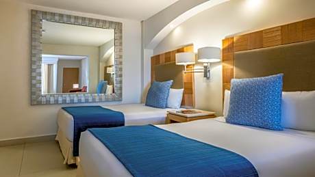 Family Suite Pool View