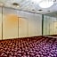 OYO Hotel Moline Downtown IL I-74 North