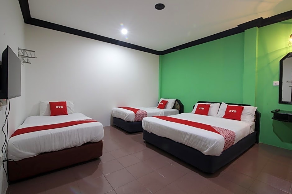 G City Hotel