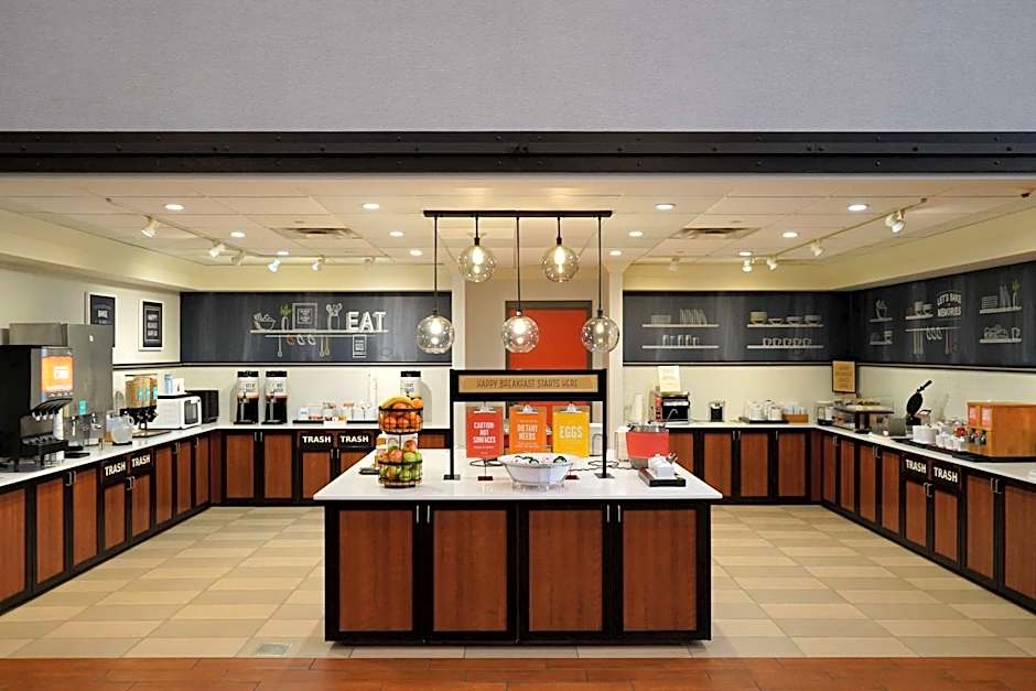 Hampton Inn By Hilton And Suites Chicago/Aurora, Il