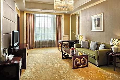 1 King Bed One Bedroom Suite