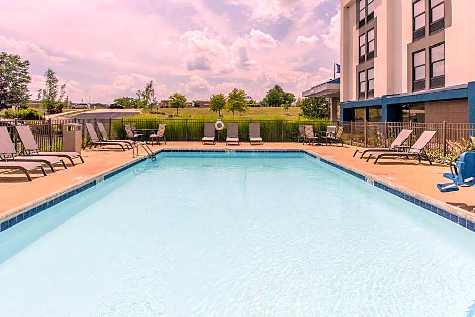 Hampton Inn By Hilton Detroit/Northville