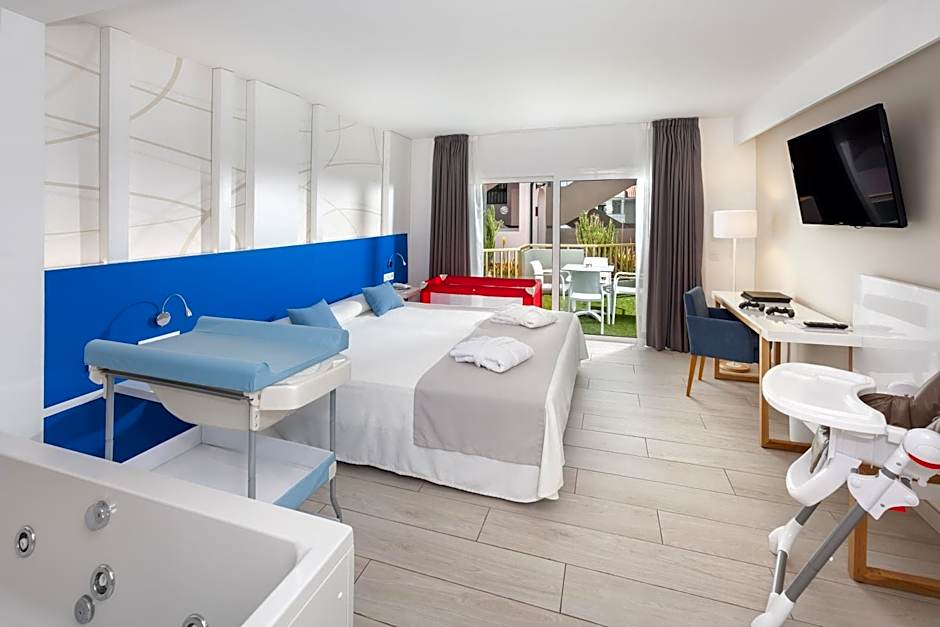 Playaolid Suites & Apartments