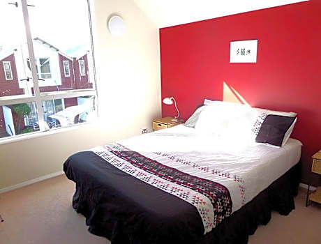 Apartment (6 Adults)