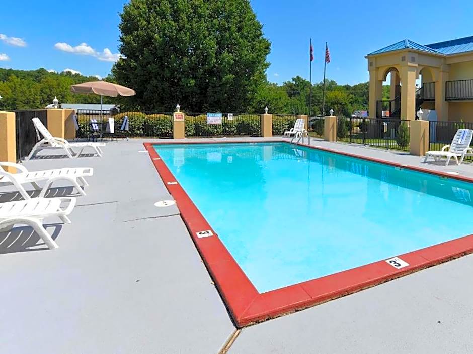 Days Inn Little Rock South – Little Rock, AR
