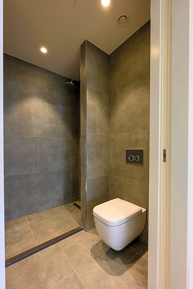 12A, Luxury & Unique, Cinema, Terrace, Stunning View, Central Location!