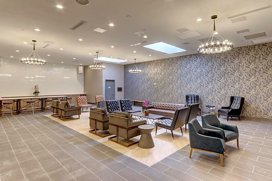 Microtel Inn by Wyndham Long Island City