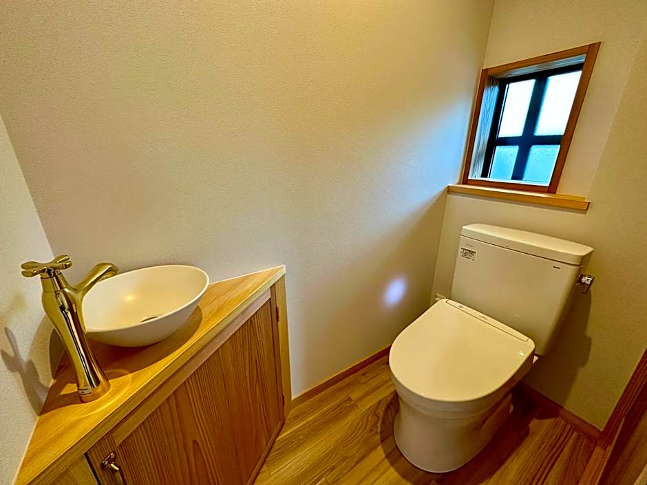 Inase Otsu Machiya Bed and Breakfast