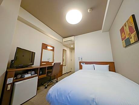 Semi Double Room - Smoking