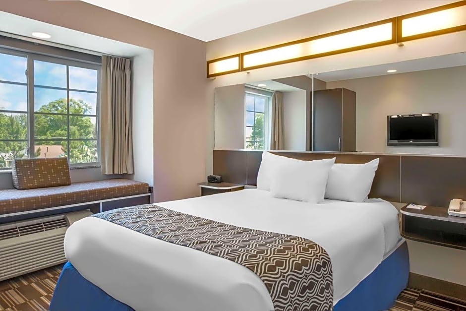 Microtel Tuscaloosa Unv – Tuscaloosa, AL