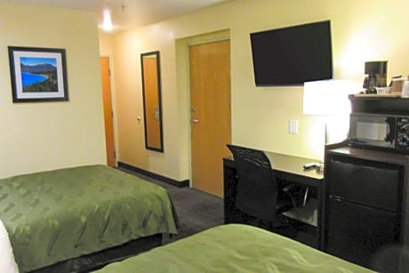 Queen Room with Two Queen Beds - Non-Smoking