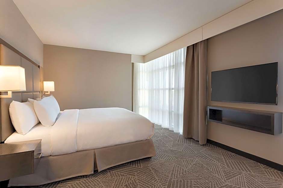 Embassy Suites By Hilton Kansas City/Olathe