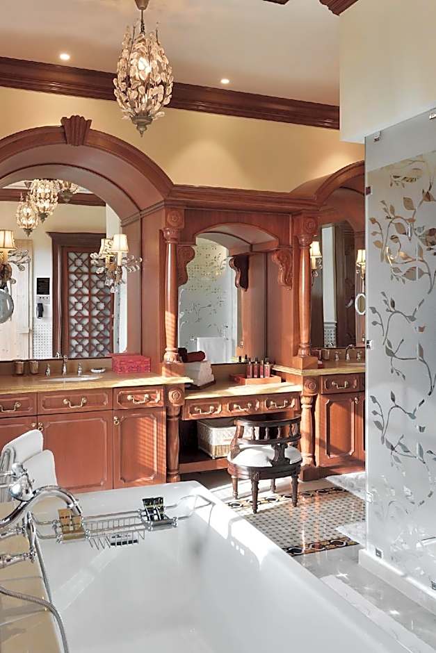 ITC Grand Bharat, a Luxury Collection Retreat, Gurgaon, New Delhi Capital Region