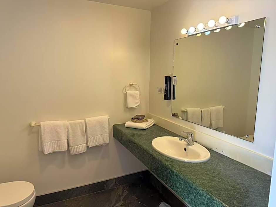 Wallaceville House Motor Lodge