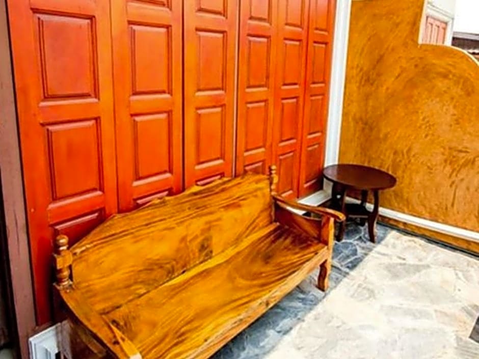 Wake Up at Muang Kao Boutique Hotel