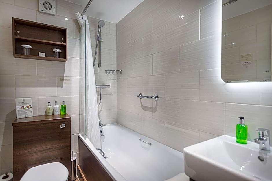 The Royal Oak Hotel, Welshpool - The Coaching Inn Group