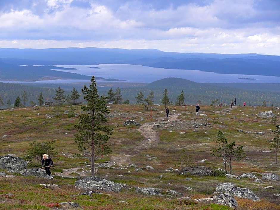 Youth Center Vasatokka