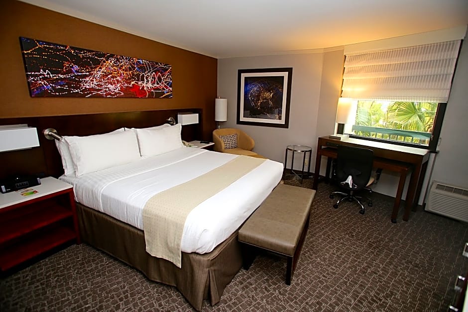 Holiday Inn Long Beach - Airport