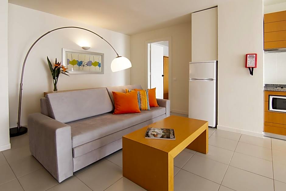 The Navigator - Olympus Marina