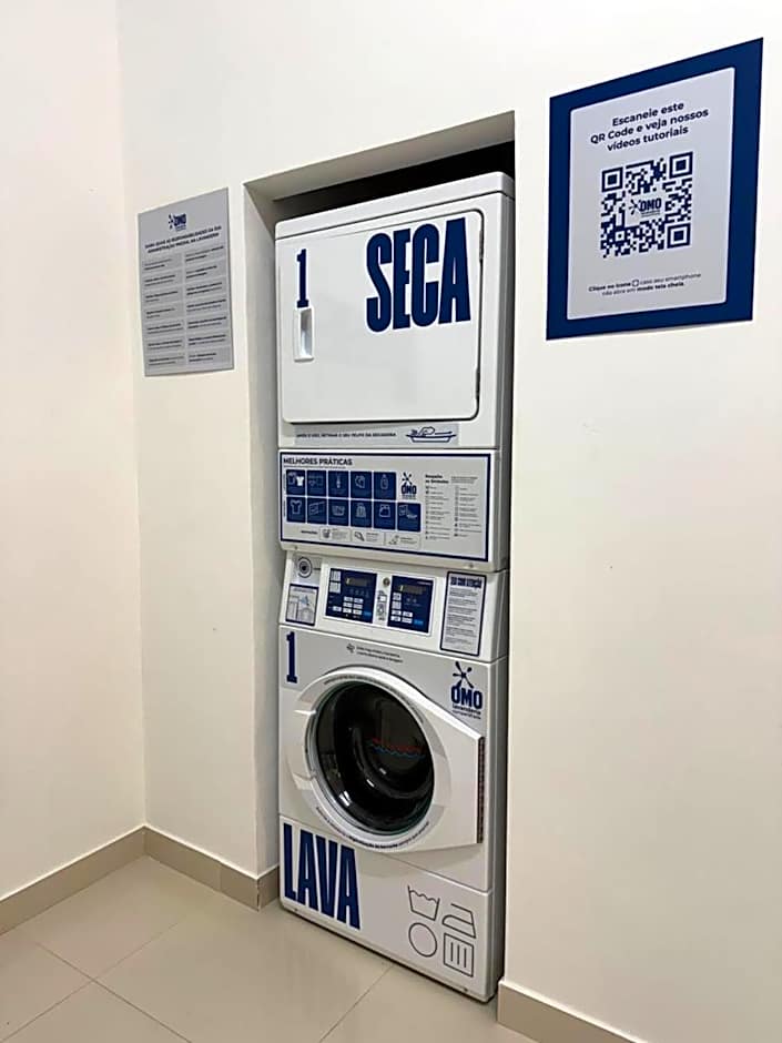 Flat PRAIA Home Experience Dante Michelini