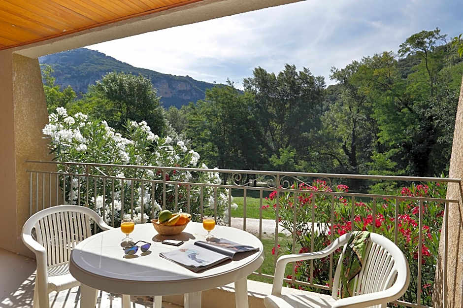 Vacanceole - Le Domaine de Chames - Pont d'Arc