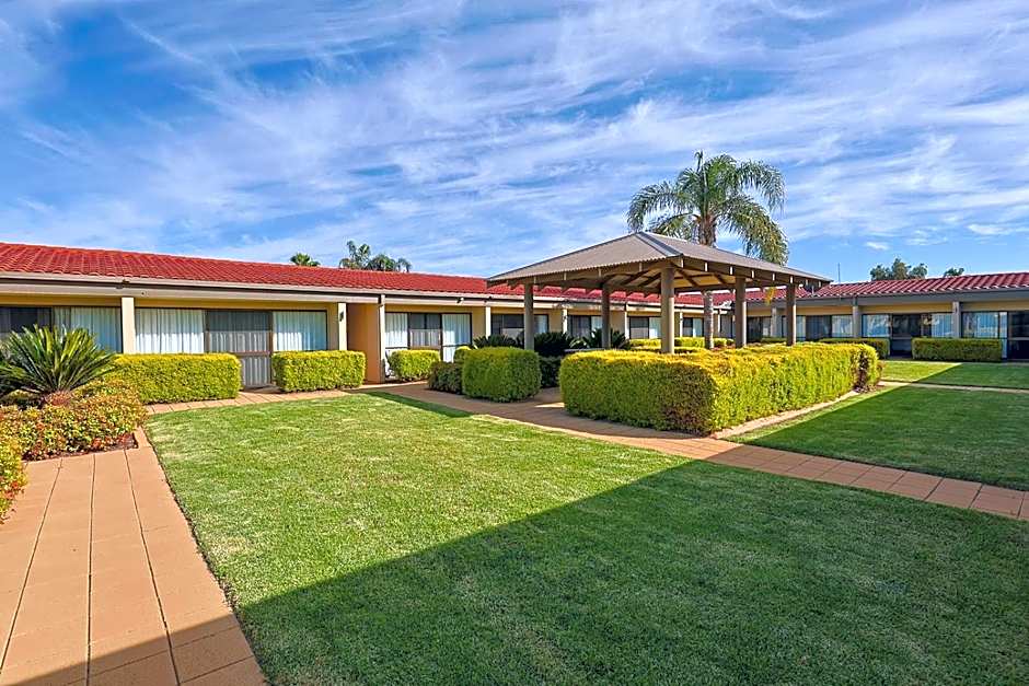 Comfort Inn Deakin Palms