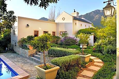 Petit Plaisir Cottage