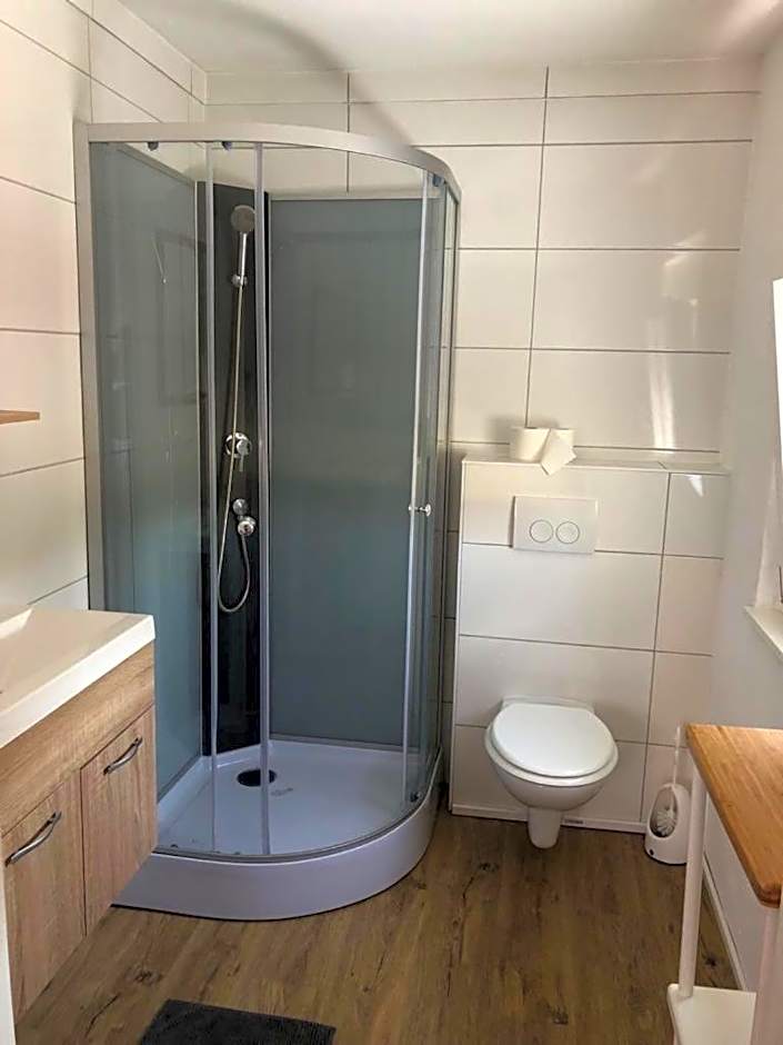 ZUM BAHNHÖFLE Restaurant & Hotel - Albbruck Am Rhein