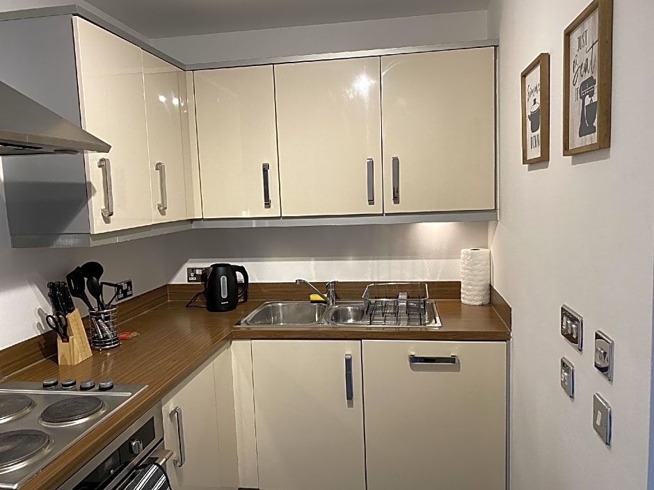 Tailor That Property - Chelsea House