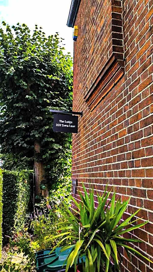 The Lodge Stanwell