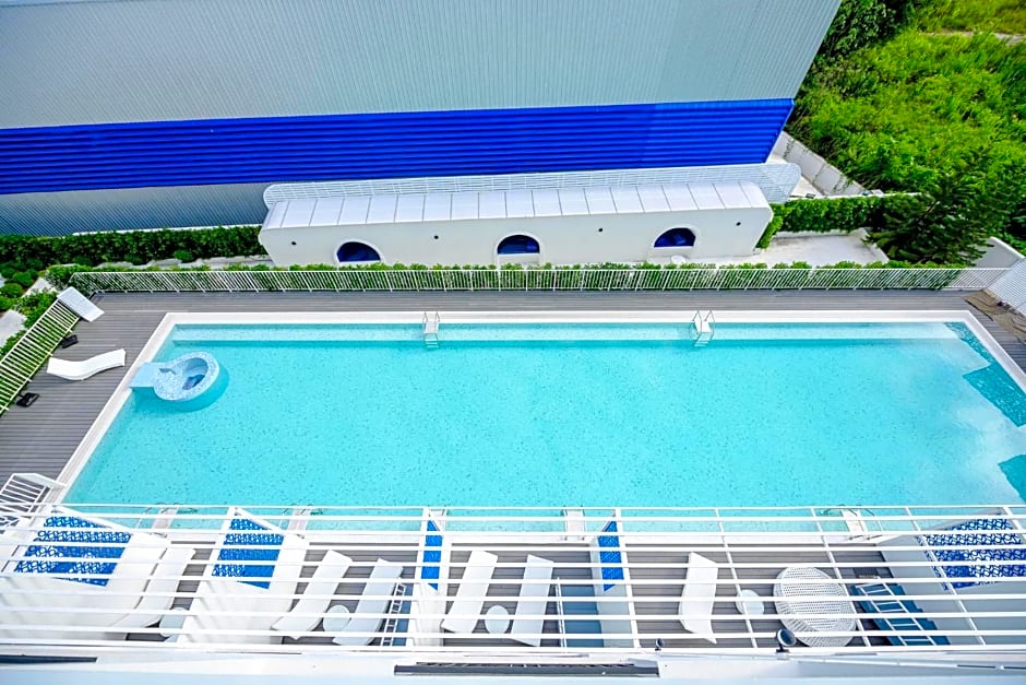 Marble Arch De Loei Hotel