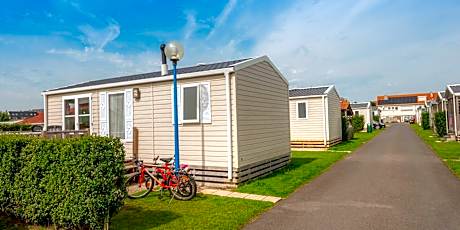 Chalet (4 Adults)
