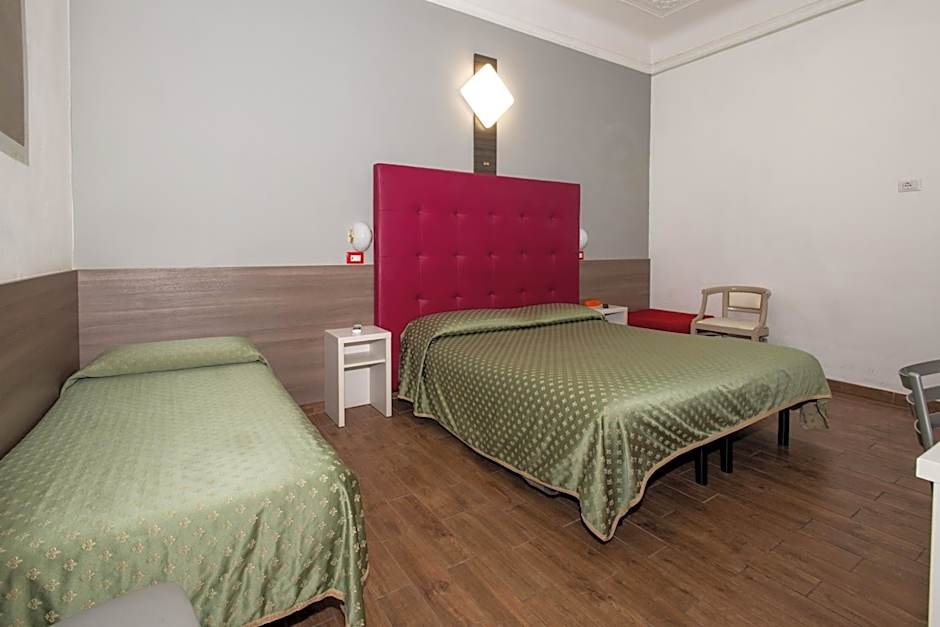 Hotel Piola