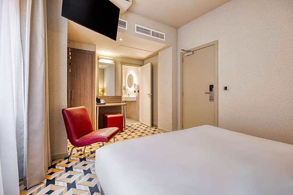 Alma Grand Place Hotel