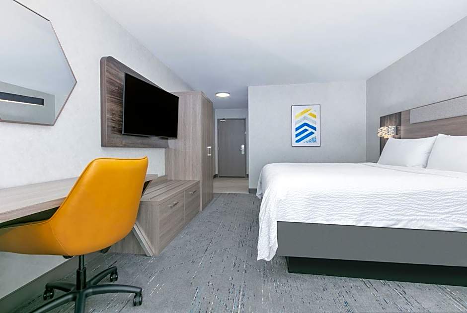Holiday Inn Express Hotel and Suites Valparaiso By IHG