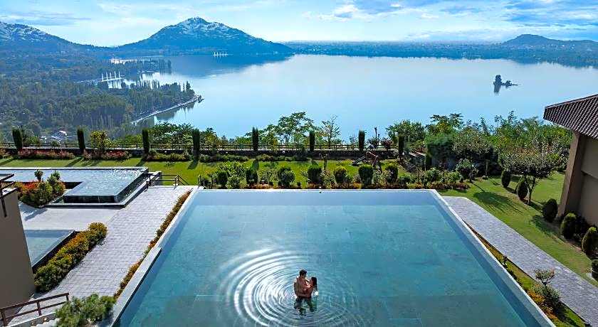 Taj Dal View, Srinagar