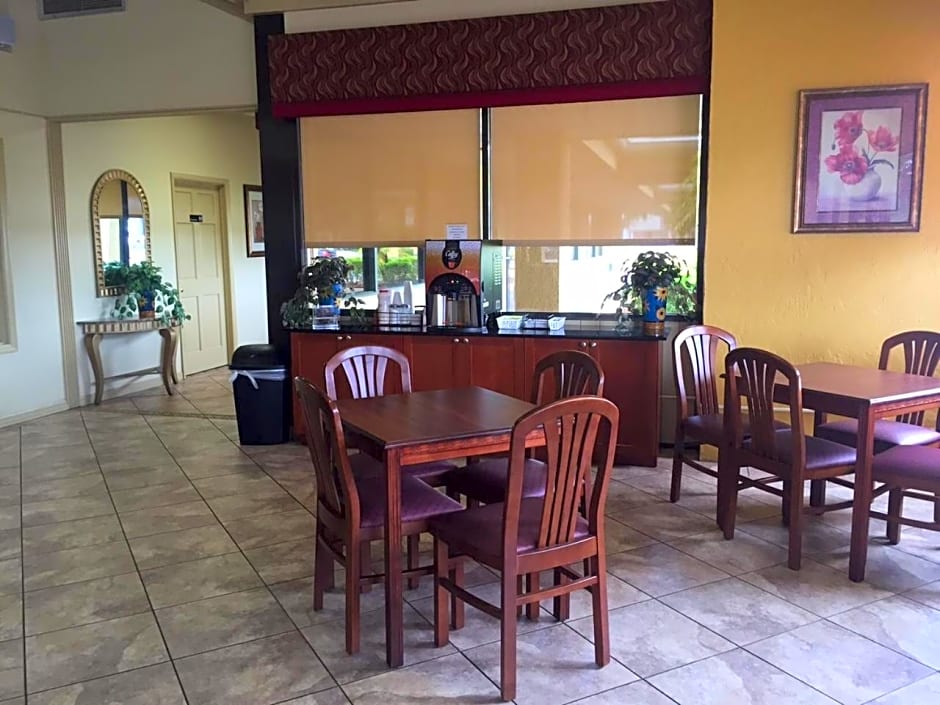 Budget Inn Sanford International Airport