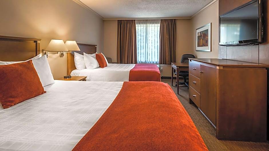 Best Western Plus Guildwood Inn