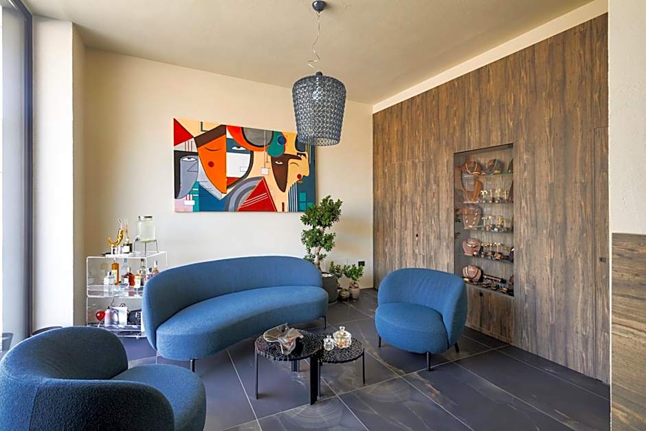 Etrus - Boutique Room & Rooftop