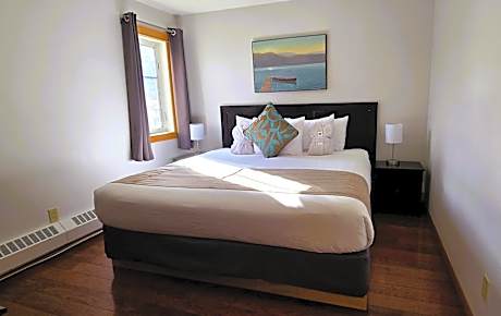 One-Bedroom View Suite