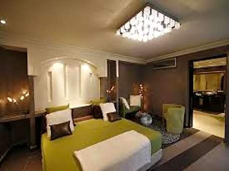 King Suite with Whirlpool